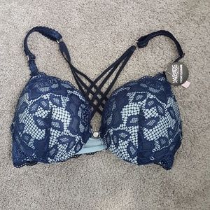 Padded Bra 36C New front closure Navy Lace Pushup